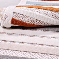 Krem Çizgili Polyester Makine Halısı