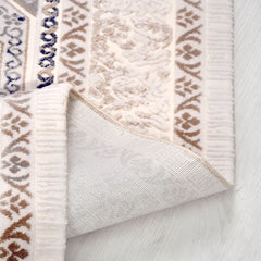 Krem Göbekli Akrilik Makine Halısı