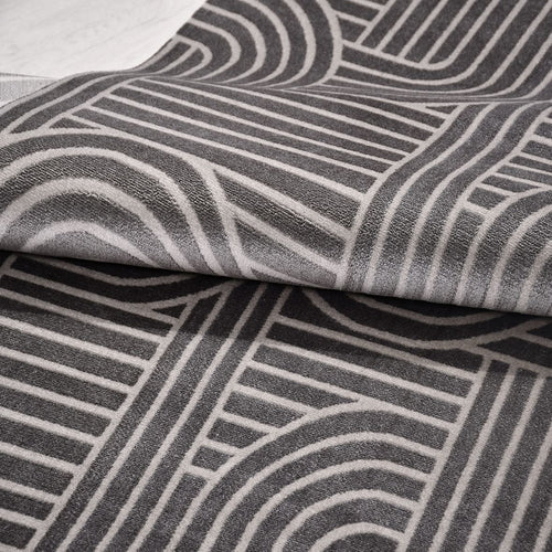 Gri Geometrik Akrilik Makine Halısı