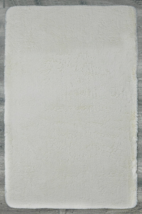 Waynoka Bej Düz Peluş Yumuşak Halı