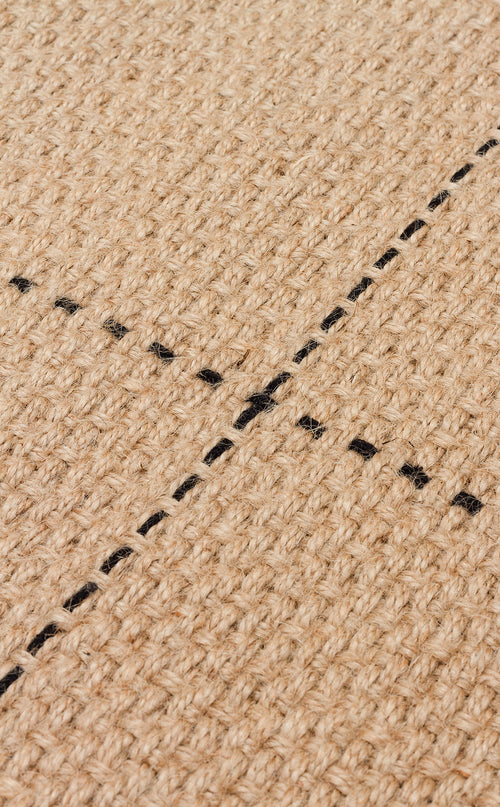 Jüt ve Pamuk ile Üretilen Çift Taraflı Modern Kilim