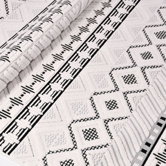 Nectar Beyaz Geometrik Polyester Makine Halısı