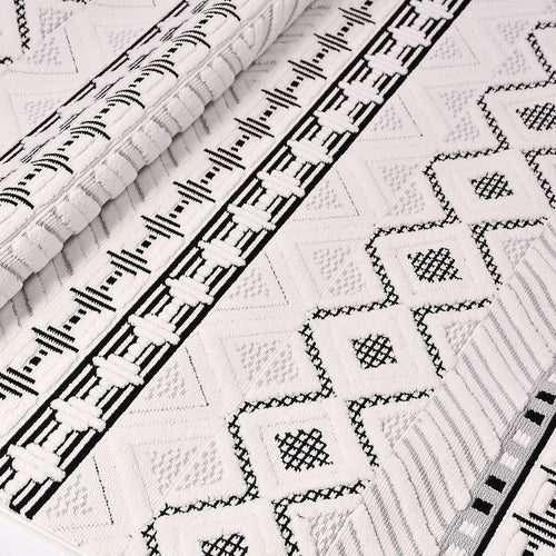 Nectar Beyaz Geometrik Polyester Makine Halısı