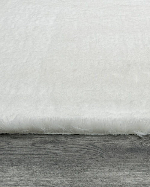 Traci Krem Düz Peluş Yumuşak Halı