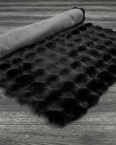 Freda Siyah Düz Peluş Yumuşak Halı