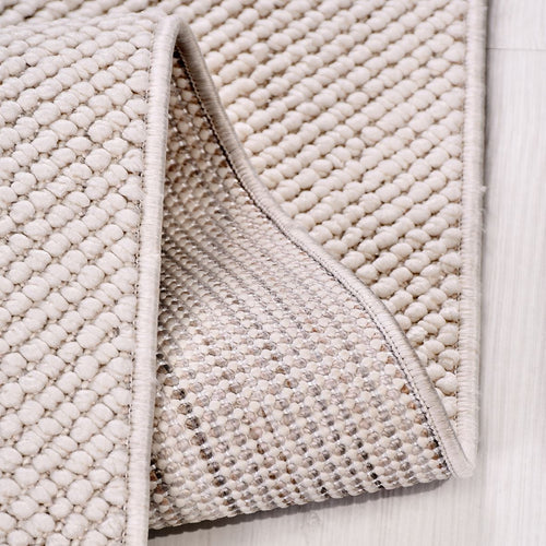 Beyaz Düz Polyester Makine Halısı