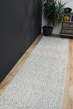 Pasadena Gri Geometrik Polyester Makine Halısı Apex