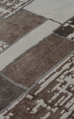 Rialto Gri Geometrik Sık Dokuma Dökümlü Yere Oturan Hav Toz Vermez Yıkanabilir Kaymaz Tabanlı Modern Halı Eko