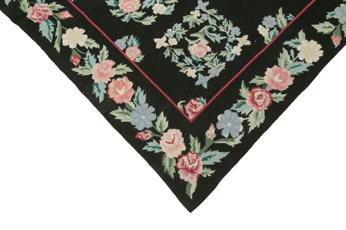 Needlepoint Floral Siyah Çiçekli Pamuk Yün El Dokuma Halısı 174x266 Agacan