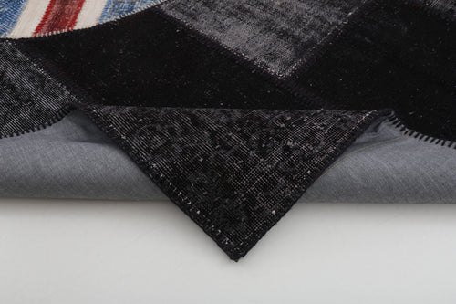 Flag Patchwork Siyah Figürlü Pamuk Yün El Dokuma Halısı 199x305 Agacan